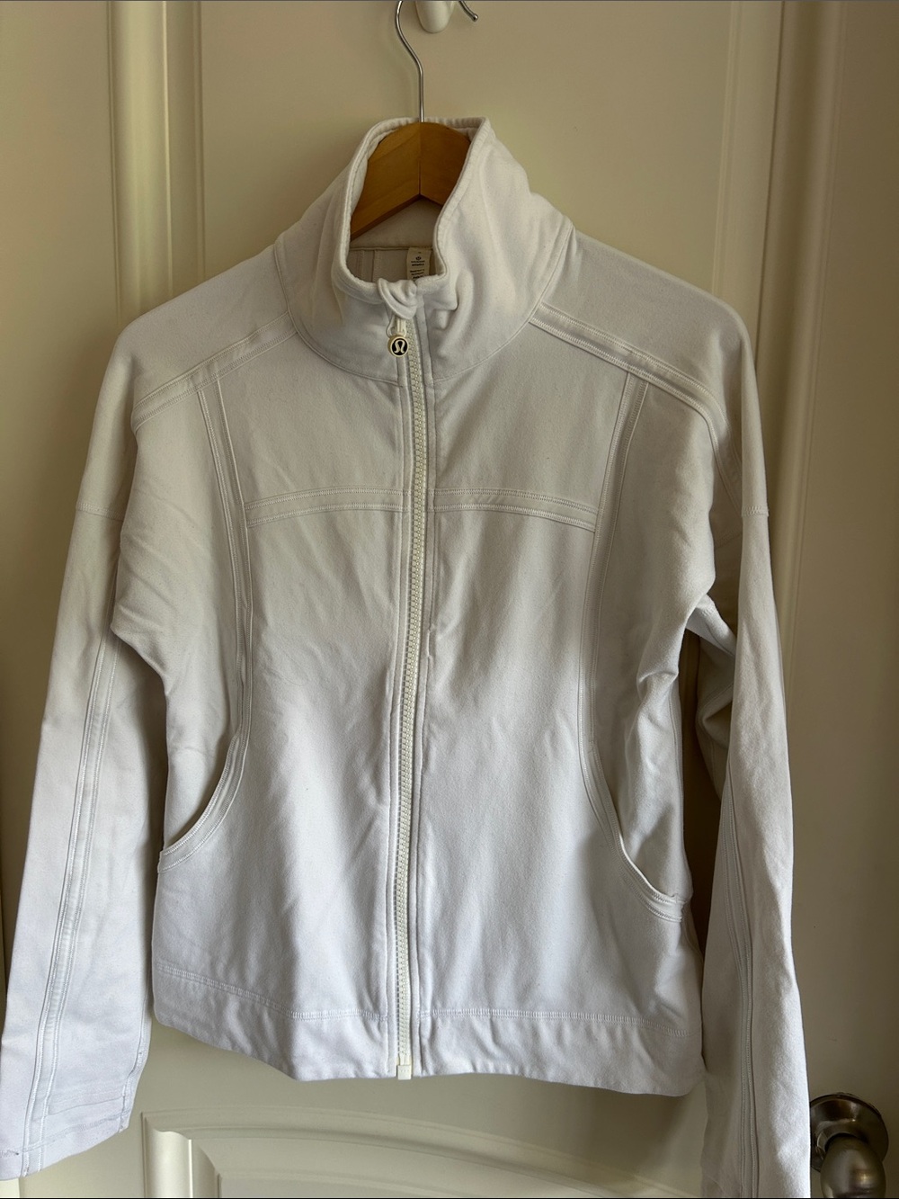 Lululemon define jacket in white size 8